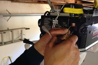 Garage Door Motor Repair in Wendake Beach