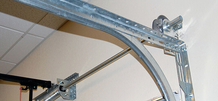 Commercial Garage Door Bracket Repair Wendake Beach