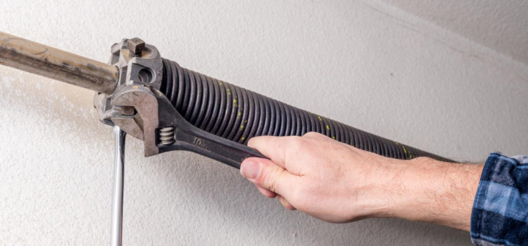 garage door spring installation in Wendake Beach
