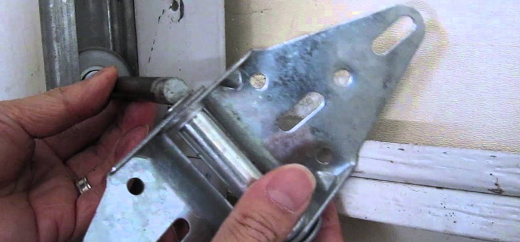 Garage Door Bracket Repair Services in Wendake Beach